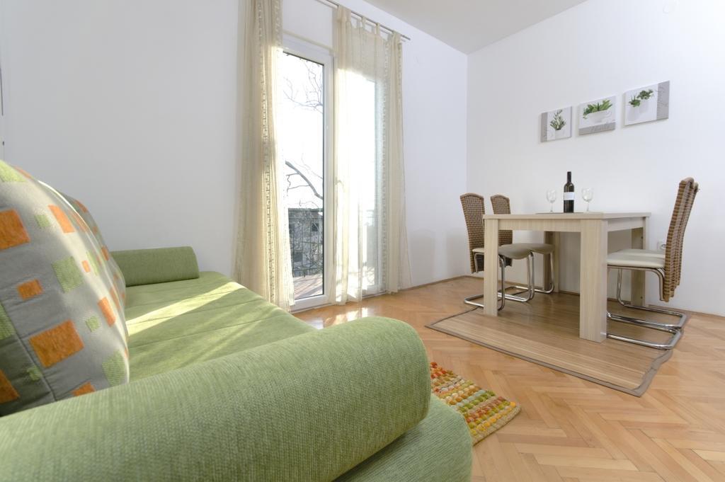 Apartment Jana *